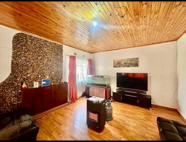 3 BEDROOM HOUSE FOR SALE IN VANDERBIJLPARK SW 1